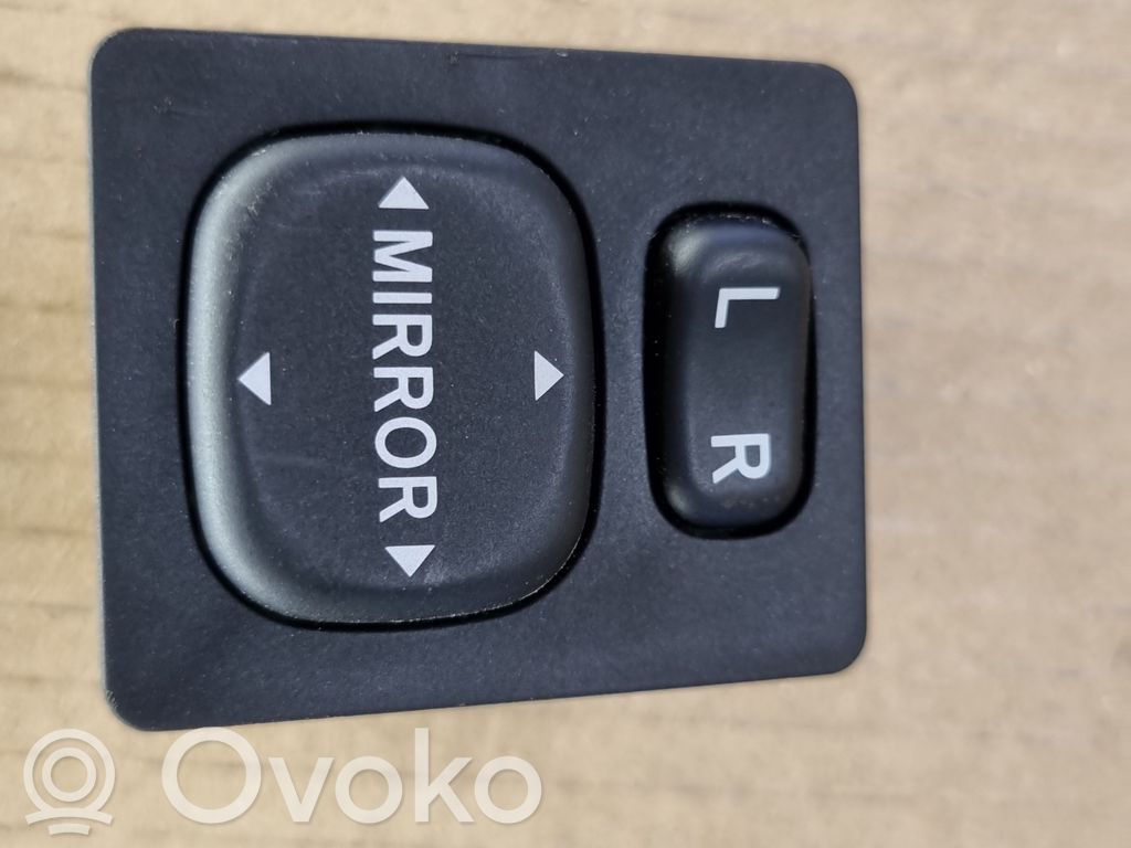 Toyota Yaris Interruptor del espejo lateral 