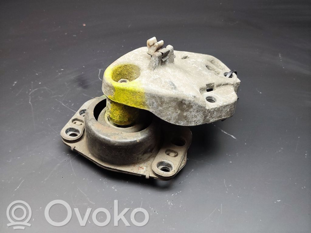 Renault Master II Engine mounting bracket 
