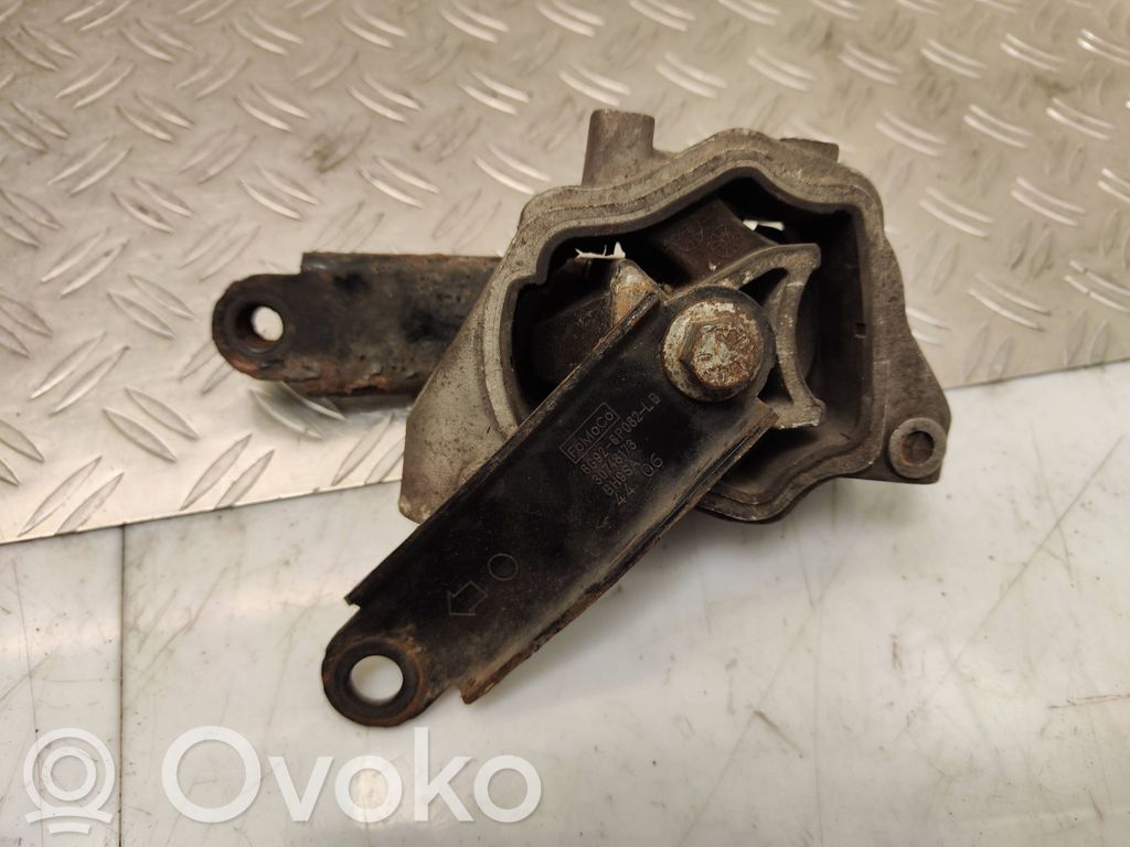 Engine mount bracket   6G926L063