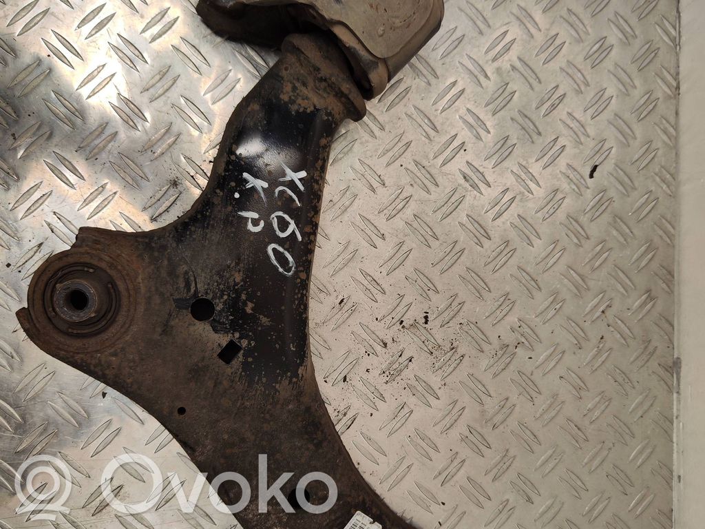 Volvo XC60 Querlenker Achsschenkel vorne 
