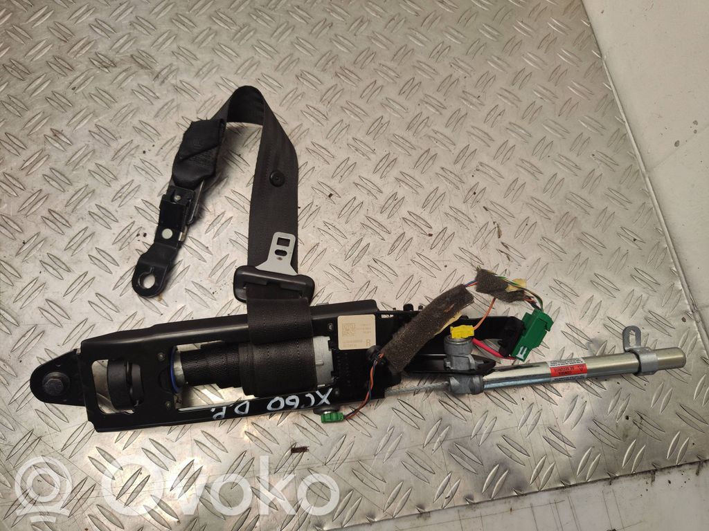 Volvo XC60 Cinturón delantero 