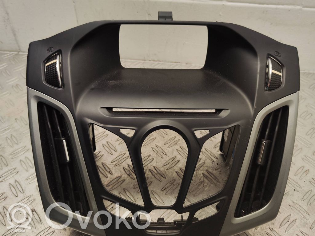 Ford Focus Verkleidung Radio / Navigation 