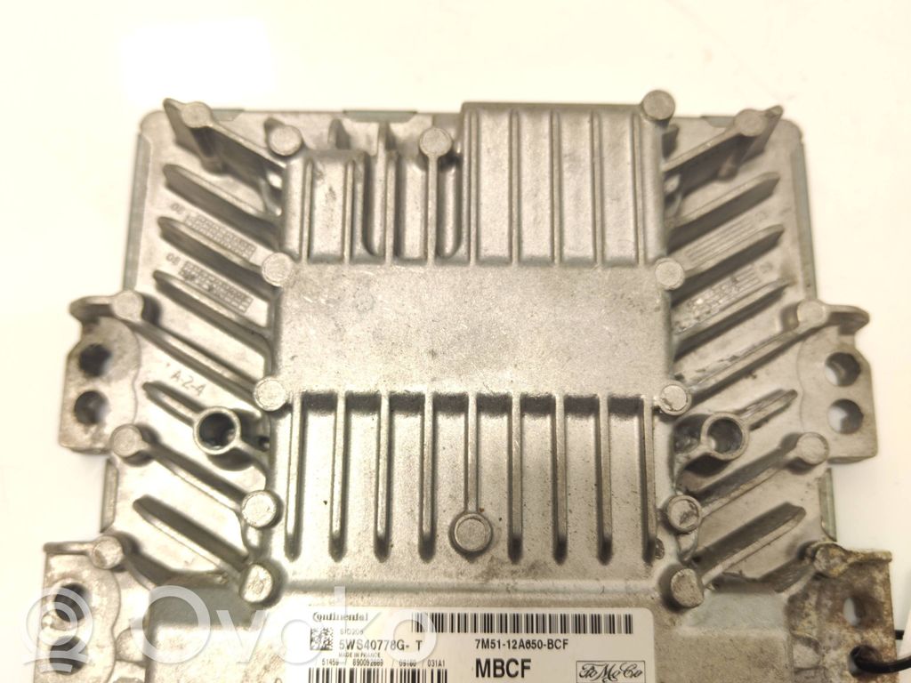 Ford Focus Engine control unit/module 
