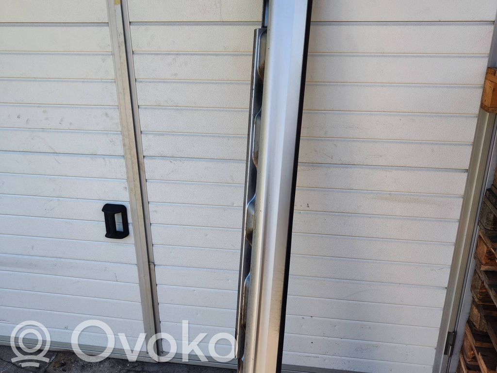 Volvo V70 Sill 