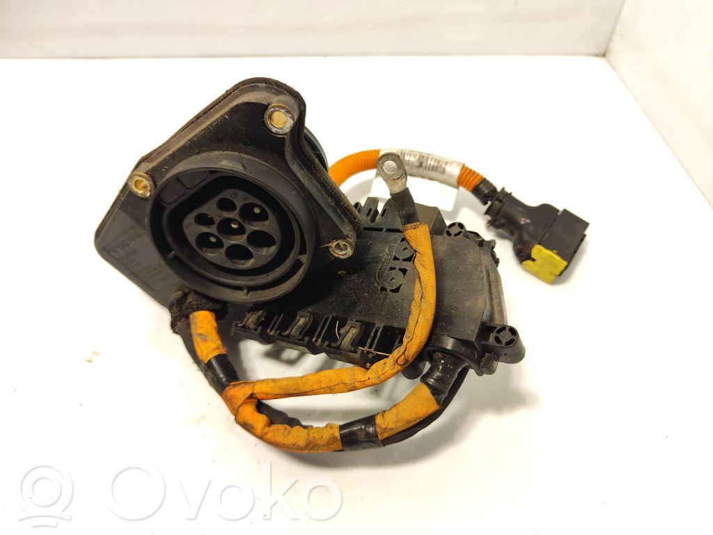 Volvo V60 Electric car charge socket 