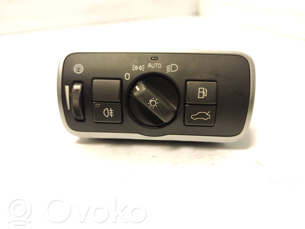 Volvo XC60 Light switch 