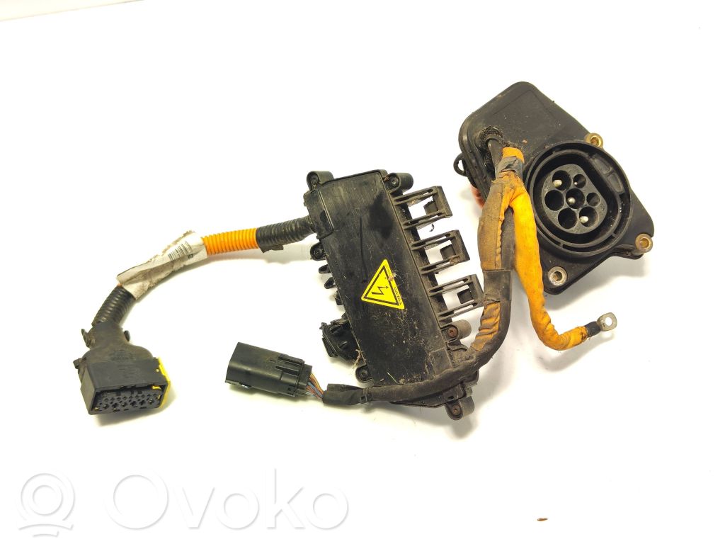 Volvo V60 Electric car charge socket 