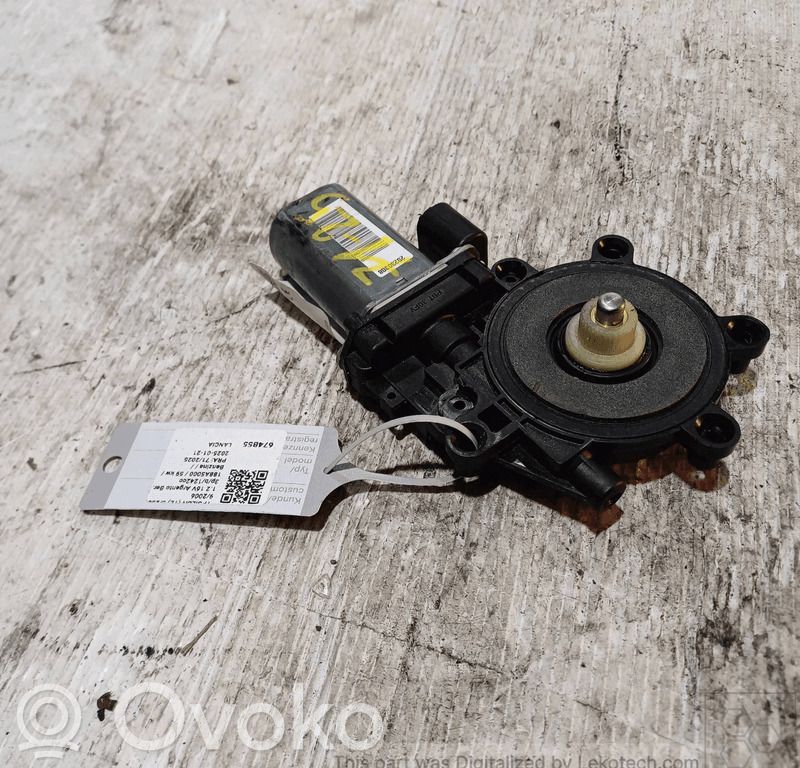 Lancia Ypsilon Motor del regulador de la ventanilla de la puerta delantera 