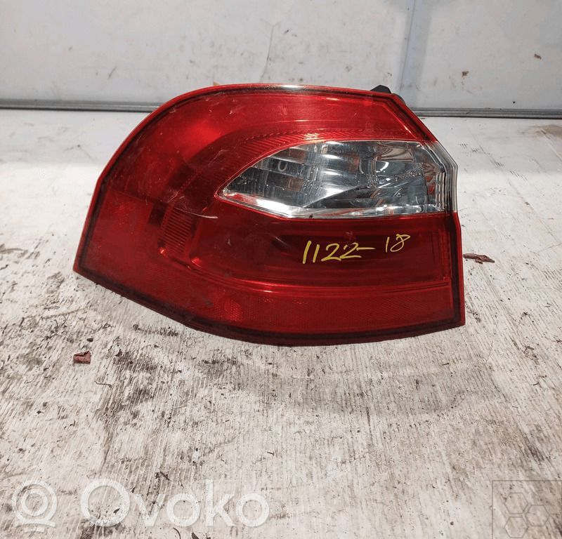 KIA Rio Luci posteriori 