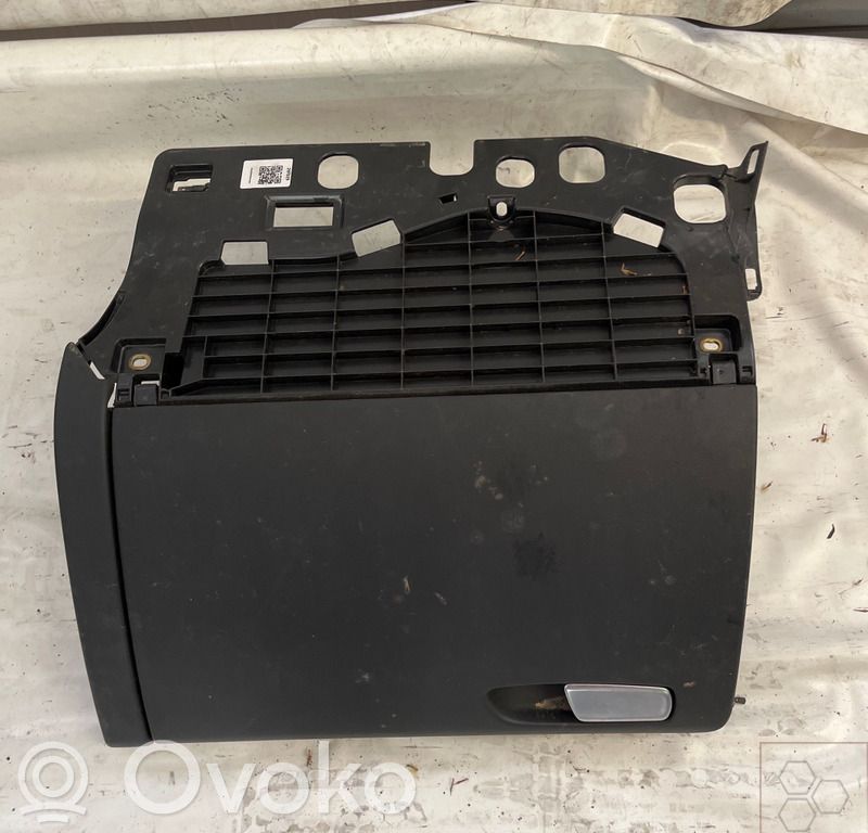 Audi A4 S4 B8 8K Guantera 