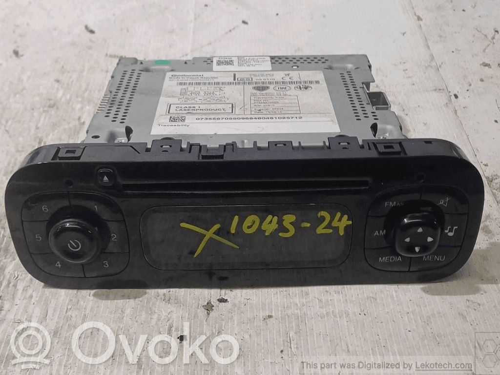BMW 2 F45 Panel / Radioodtwarzacz CD/DVD/GPS 