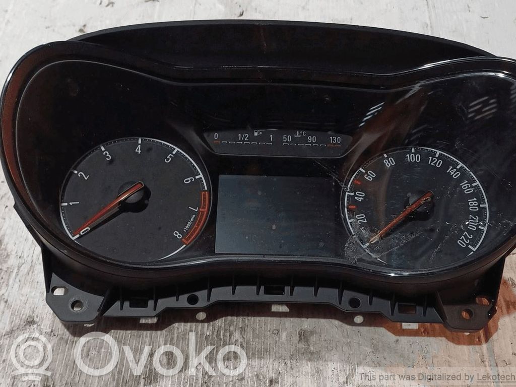 Opel Corsa E Speedometer (instrument cluster) 