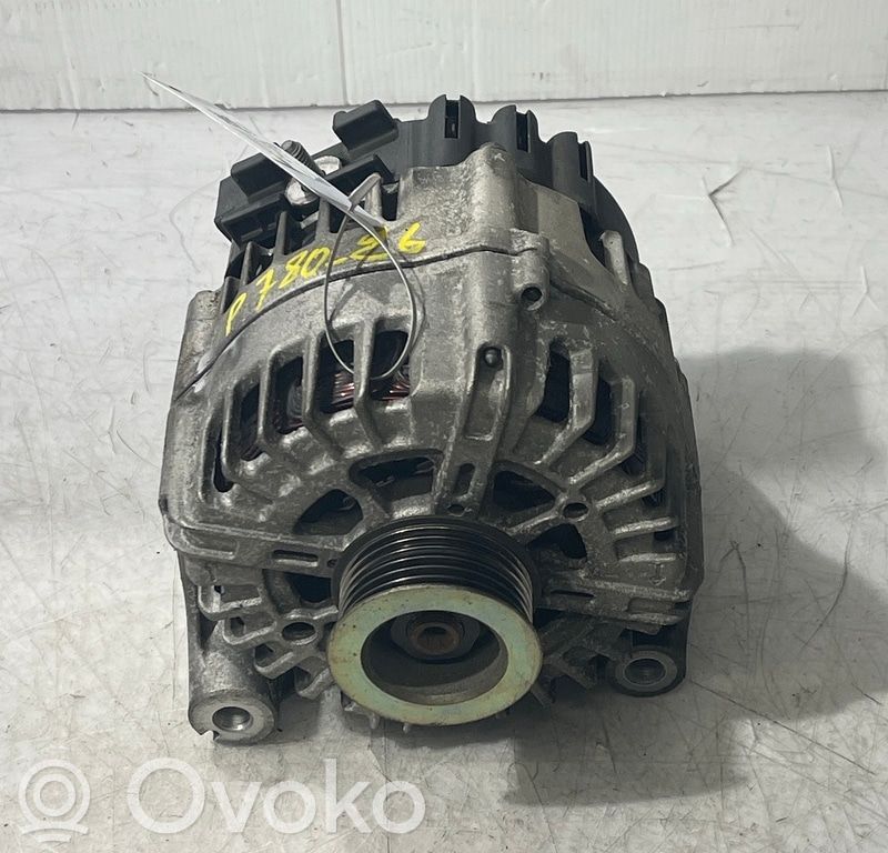BMW 1 E81 E87 Alternador 