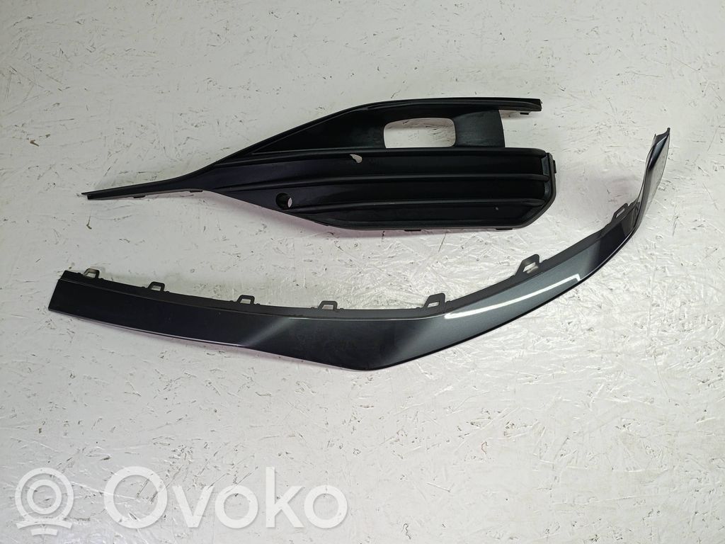 Seat Leon IV Rejilla inferior del parachoques delantero 