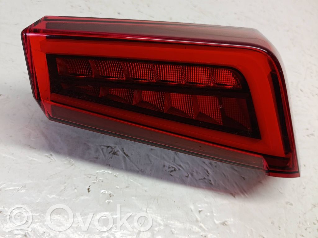 Cupra Born Rear/tail lights 