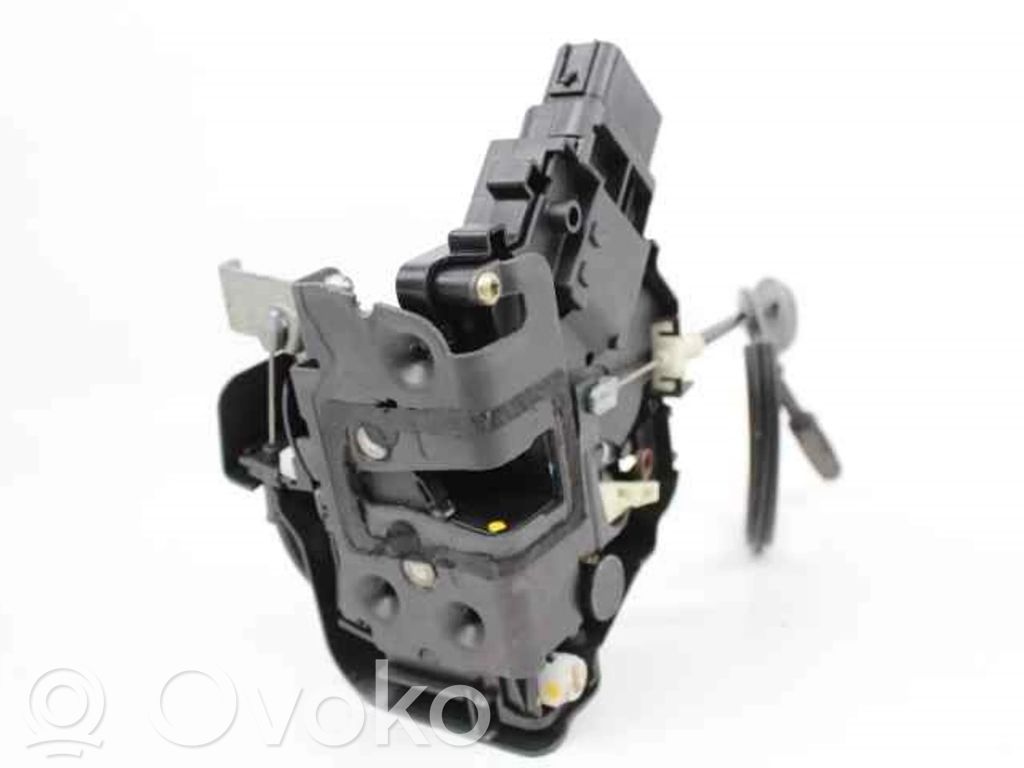 Ford Focus Aizmugurē slēdzene 