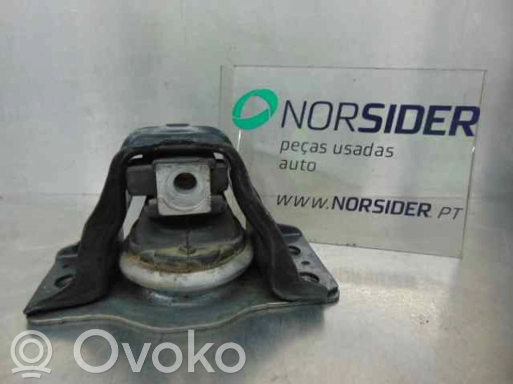 Engine mount bracket   8200690091