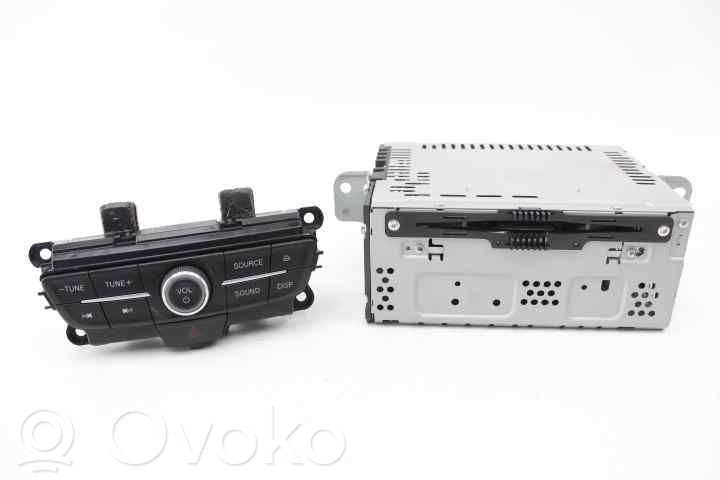Ford Kuga II Radio/CD/DVD/GPS head unit 
