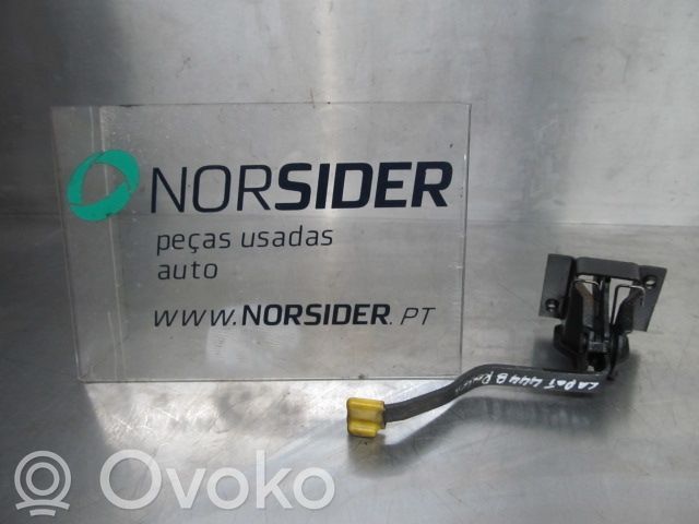 Cerradura de capó
