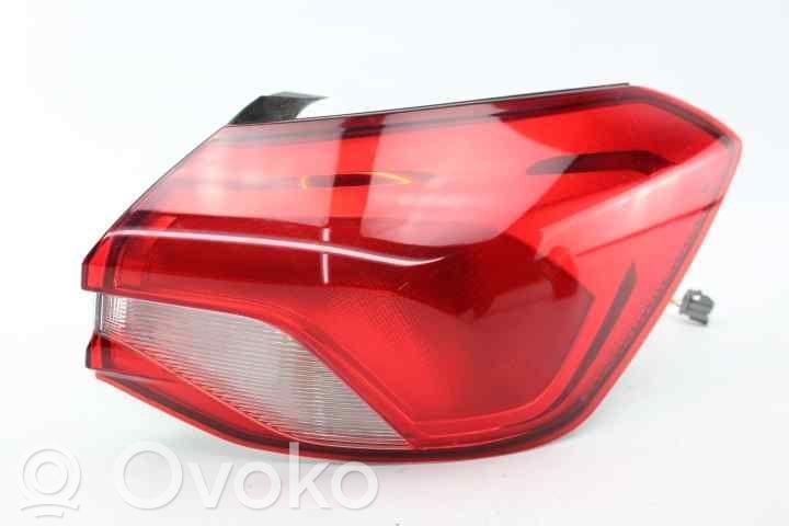 Ford Focus Задний фонарь в кузове 