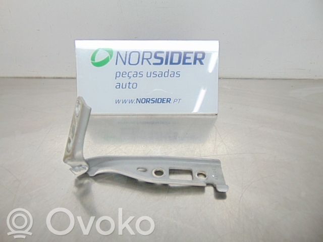 Ford Fiesta Engine bonnet/hood hinges 