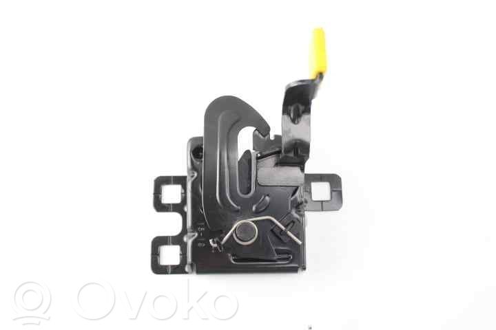 Tie down hook / loop   0000052226726,520789430
