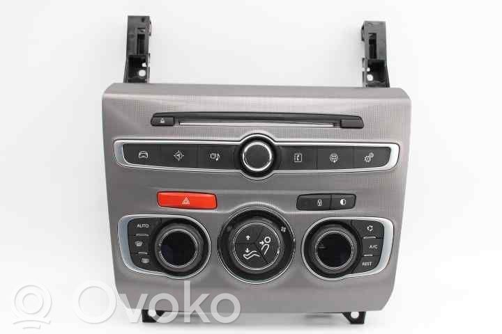 Citroen C4 II Climate control unit 