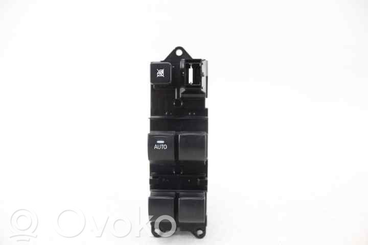 Electric window control switch   8608A331