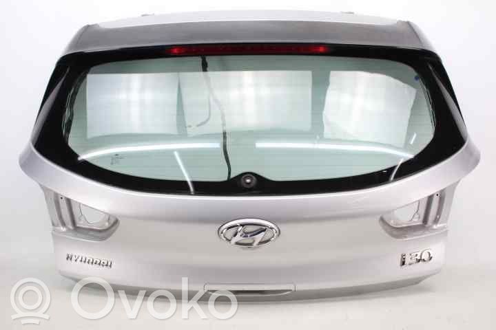 Tylna klapa bagażnika   73700G4010