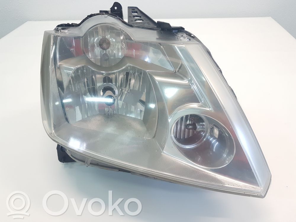 Headlight/headlamp   8200540239,8200540239,D4FD7