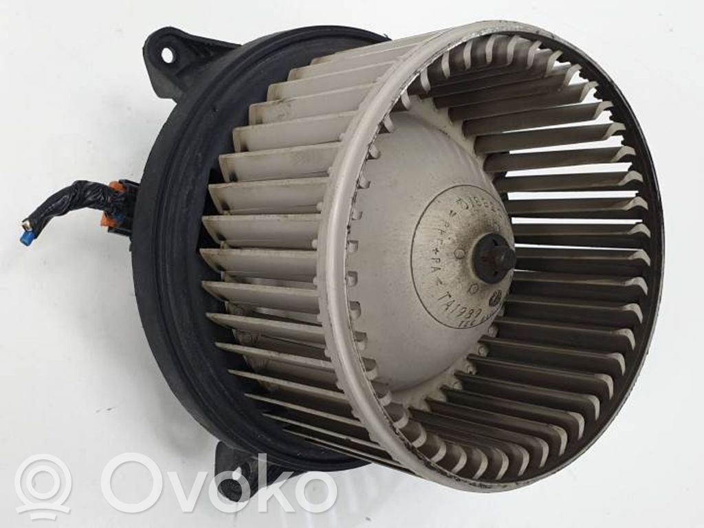 Mazā radiatora ventilators   19D583,VP7NFH19805AA