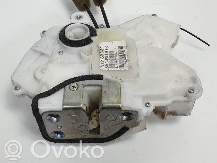 Front door lock   7551