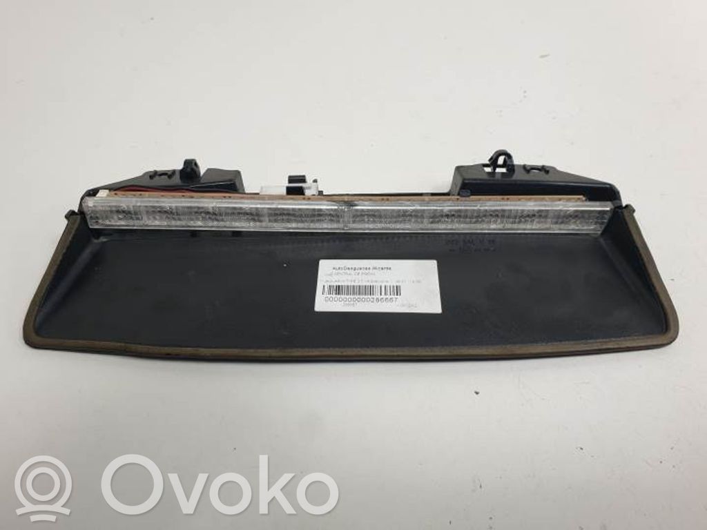 Peugeot 207 Third/center stoplight 