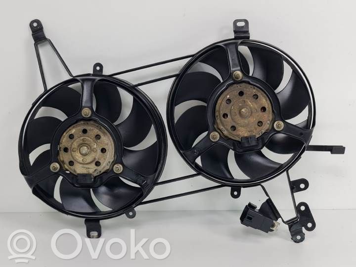 Elektrinis radiatorių ventiliatorius   9010654,8125182C