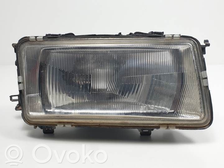 Citroen Xsara Picasso Phare frontale 
