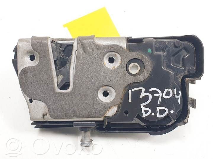 Priekšpusē slēdzene   JX7AA21812DE,E01940104