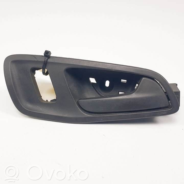 Manecilla interna puerta delantera   DT11V22600AC