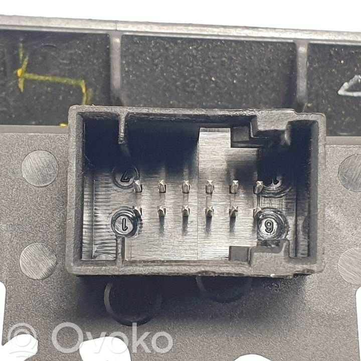 Interruptor de luz   913472602,3361020102