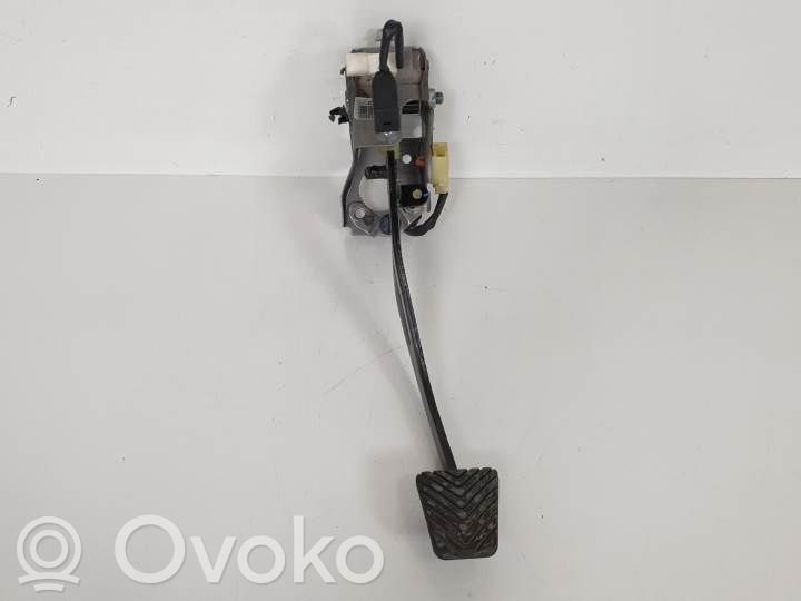 Hyundai i20 (GB IB) Pedał sprzęgła 