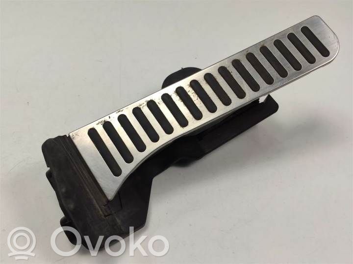 Volkswagen Scirocco Czujnik położenia pedału gazu / przyspieszenia 