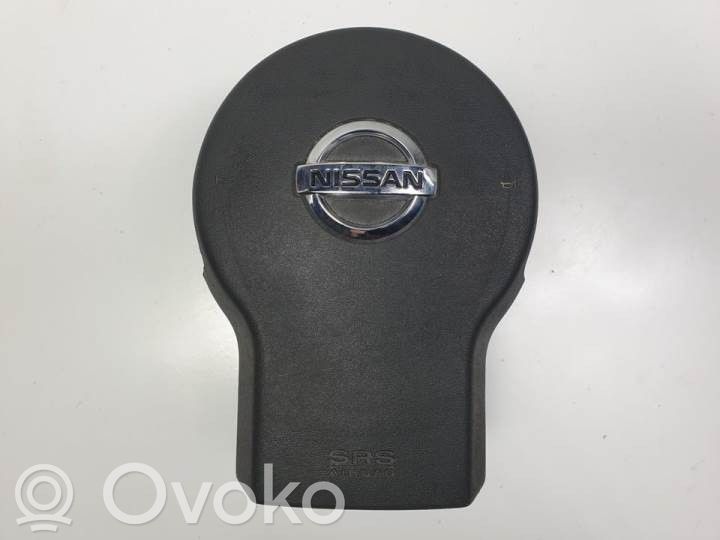 Nissan Navara D40 Vairo oro pagalvė 