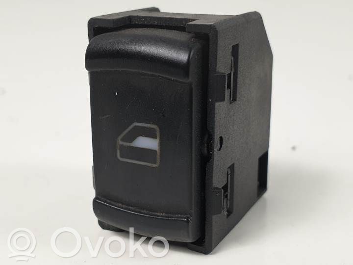 Interrupteur commade lève-vitre   3B0959855