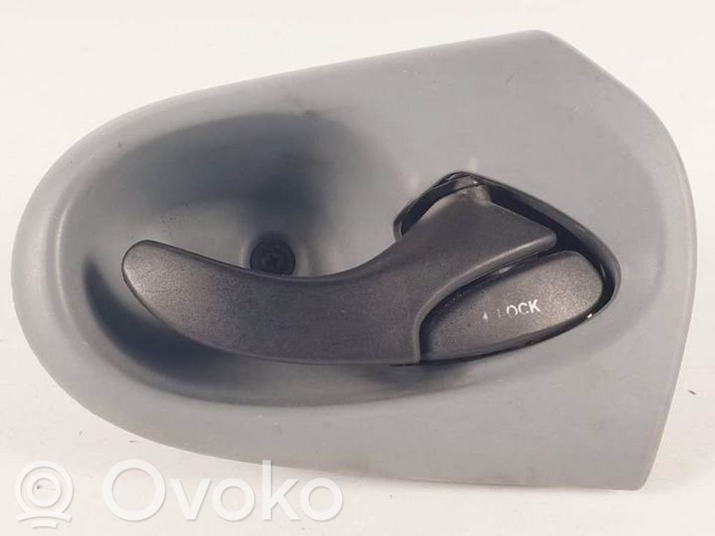 Manecilla interna puerta delantera   YC15V22620AEW