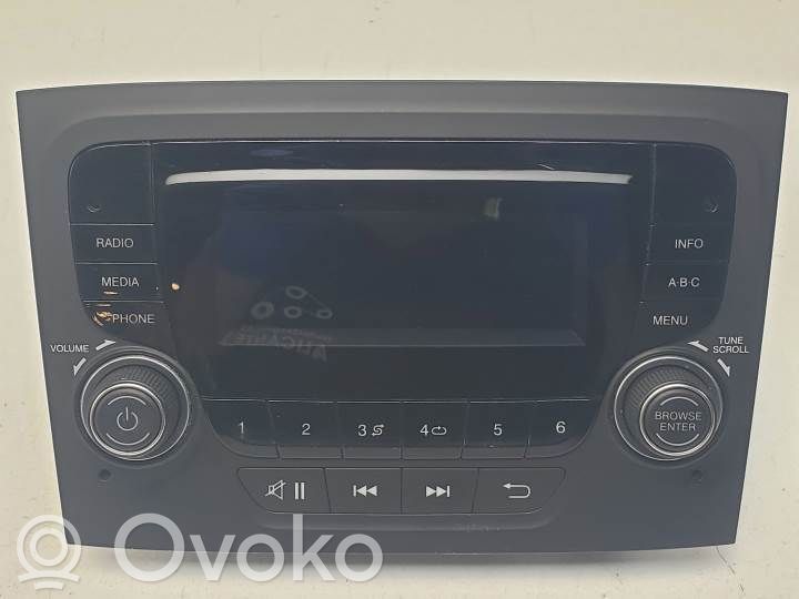 Fiat Doblo Unitate principală radio/CD/DVD/GPS 