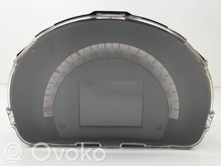 Smart ForFour I Speedometer (instrument cluster) 