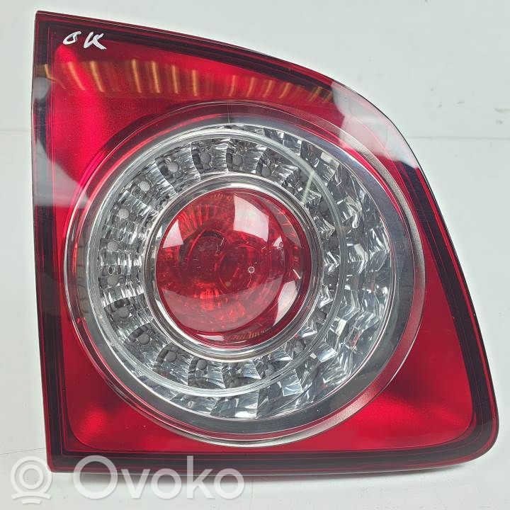 Volkswagen Golf Plus Lampy tylnej klapy bagażnika 