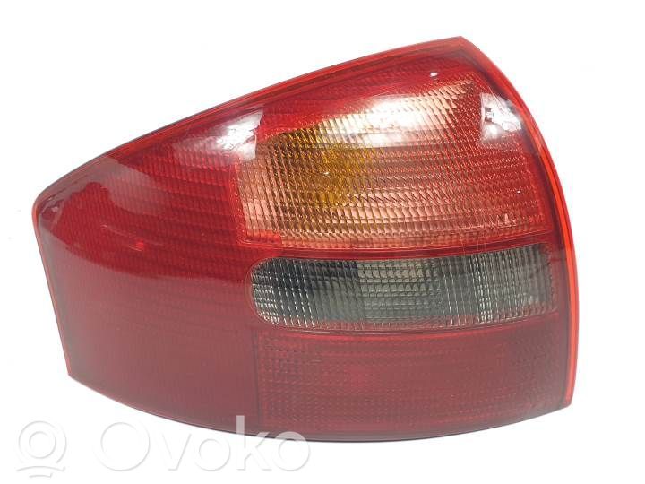 Audi A6 S6 C5 4B Lampa tylna 