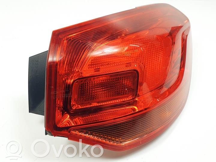 Opel Astra J Lampă spate în caroserie