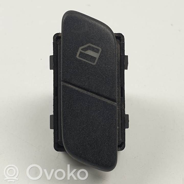 Volkswagen Polo IV 9N3 Comutator comandă geamuri electrice 