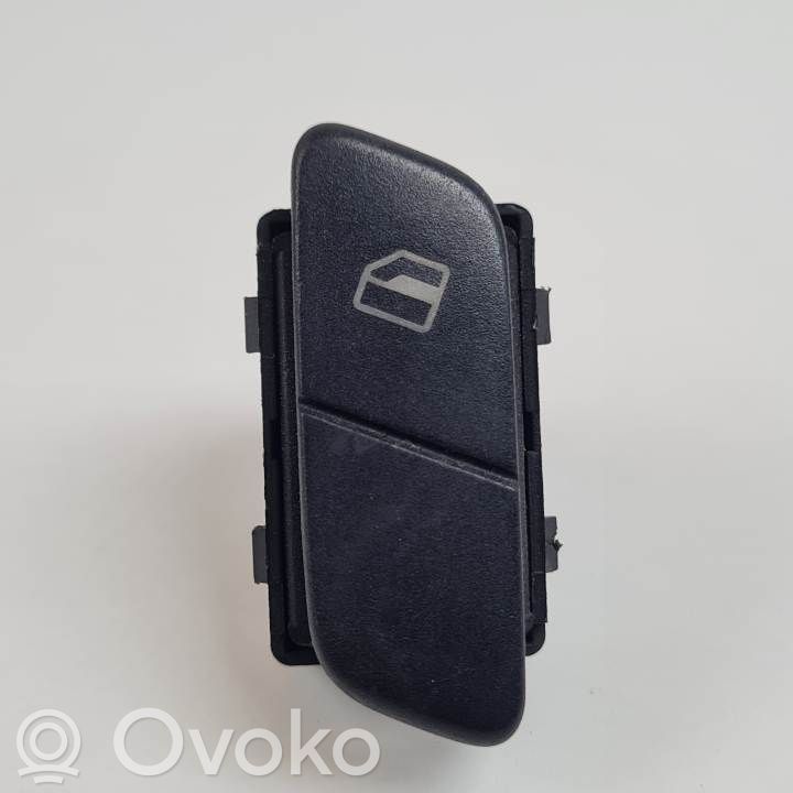Volkswagen Polo IV 9N3 Comutator comandă geamuri electrice 